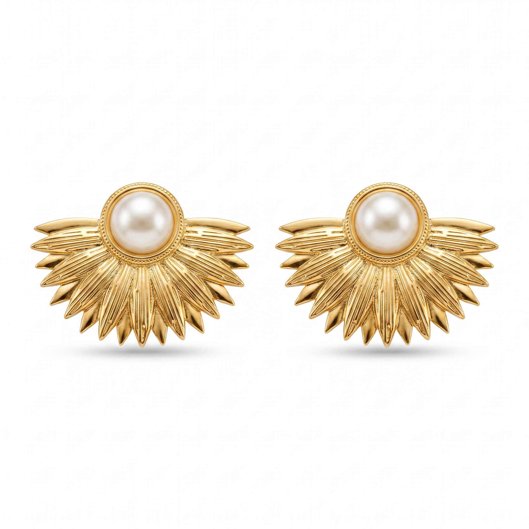 The Sun-ray Pearl Studs
